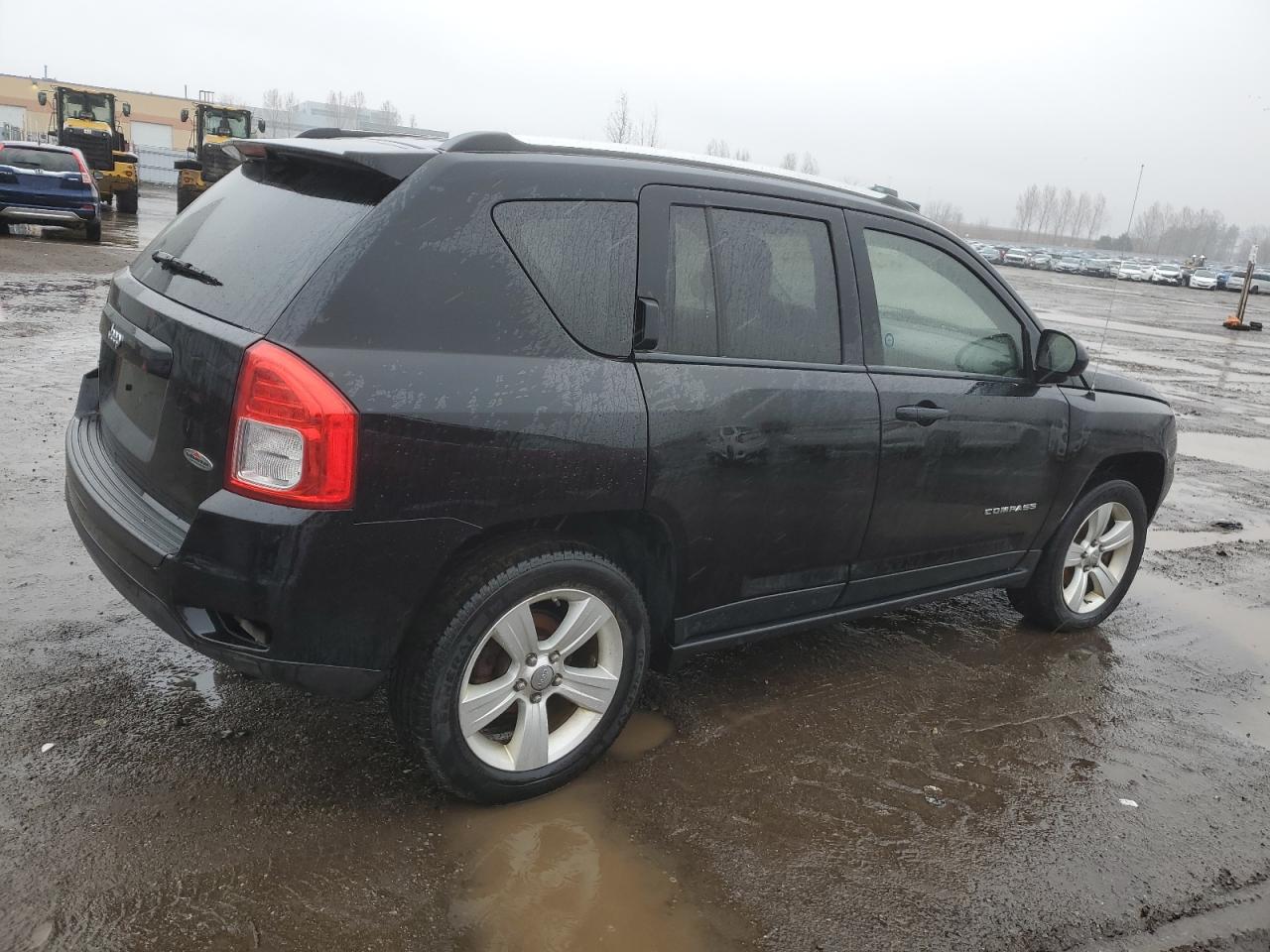 1C4NJDAB0CD523560 2012 Jeep Compass