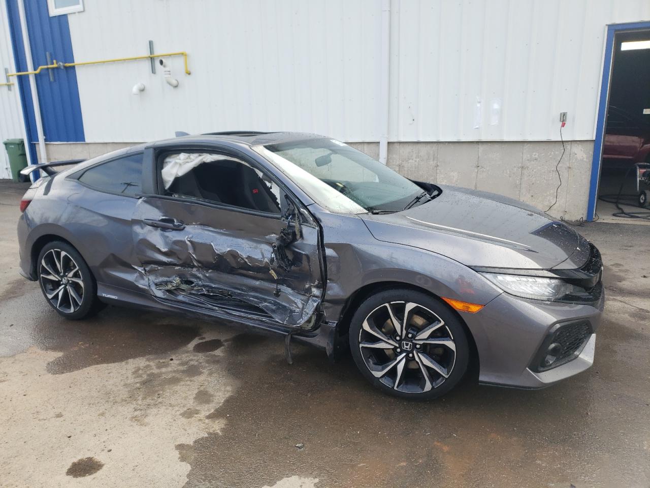 2HGFC3A56JH220139 2018 Honda Civic Si