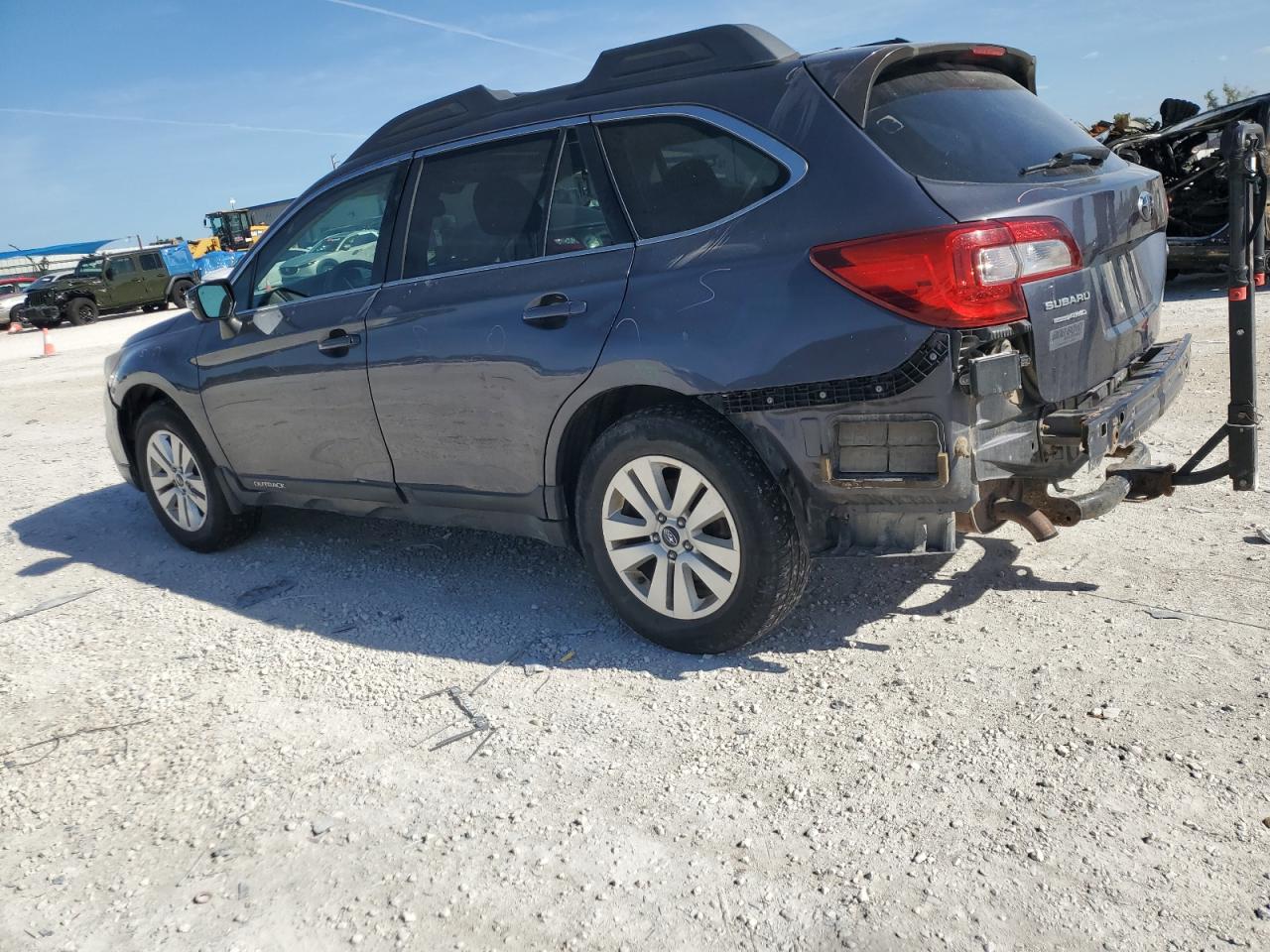 4S4BSBHC3F3259095 2015 Subaru Outback 2.5I Premium