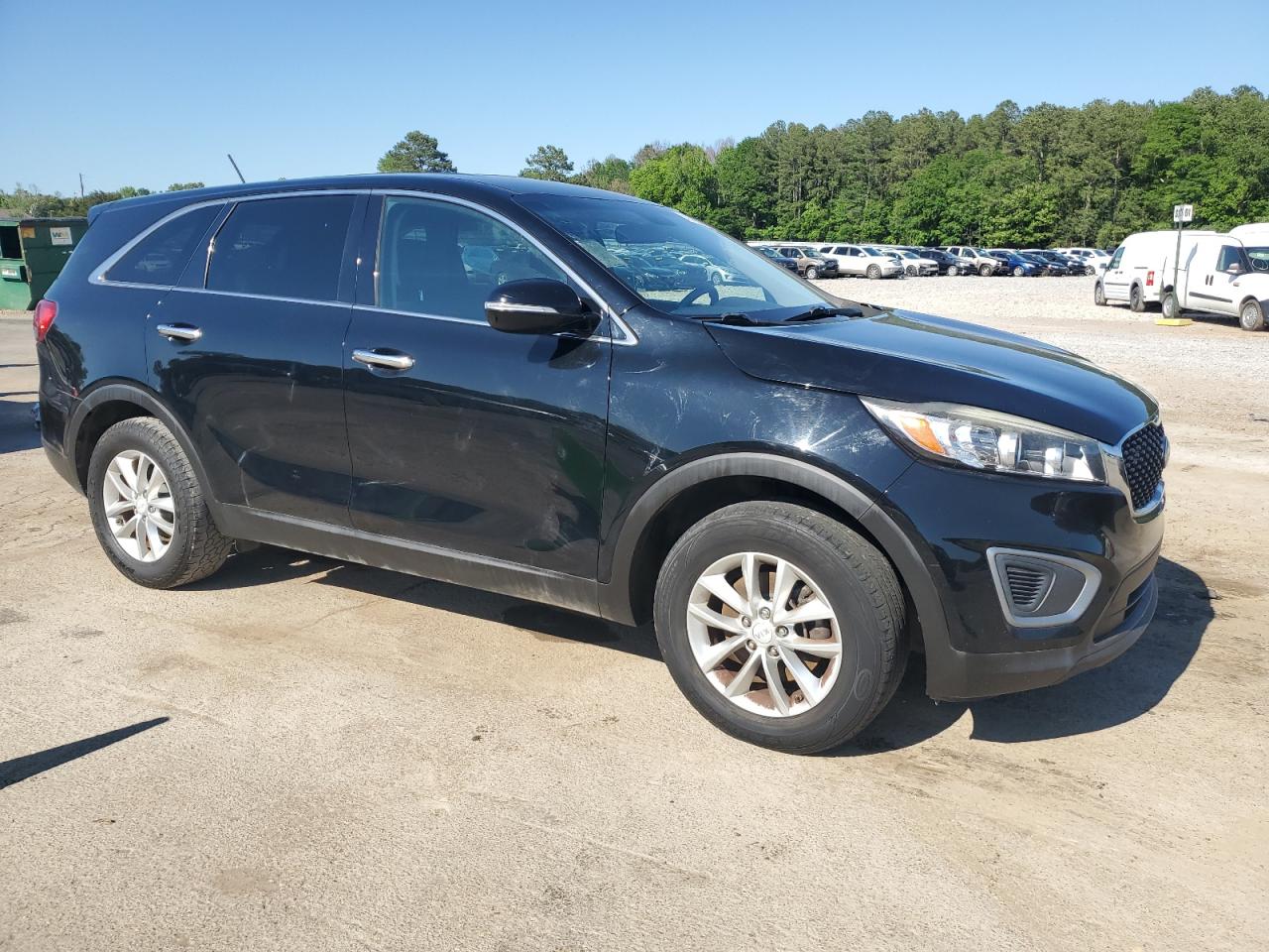 2017 Kia Sorento Lx vin: 5XYPG4A32HG205383