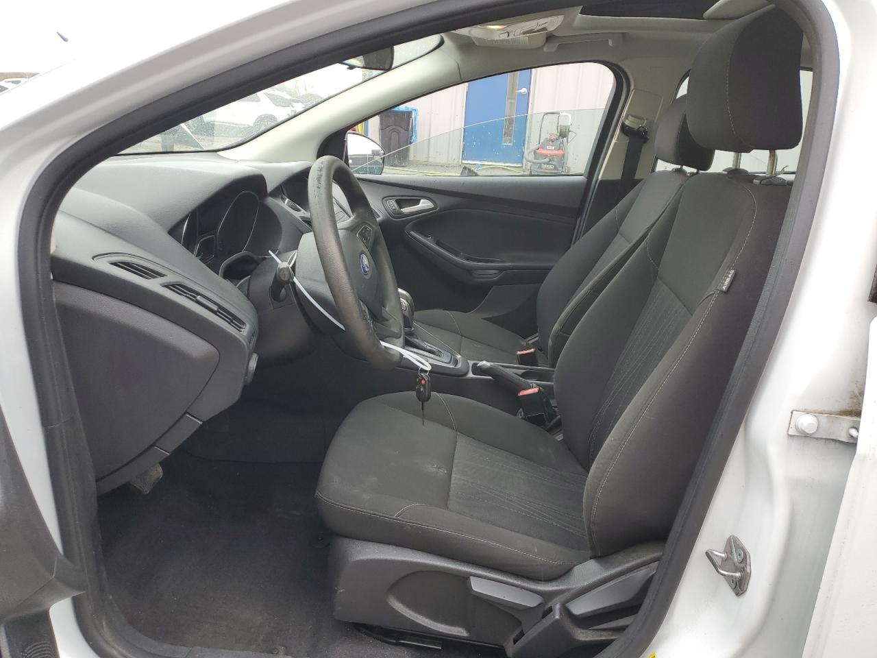 1FADP3F2XFL206592 2015 Ford Focus Se