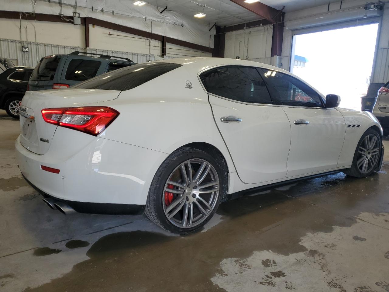 2015 Maserati Ghibli vin: ZAM57XSA7F1155109