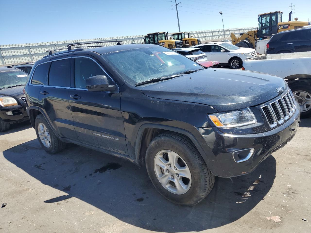 1C4RJEAG1GC463898 2016 Jeep Grand Cherokee Laredo