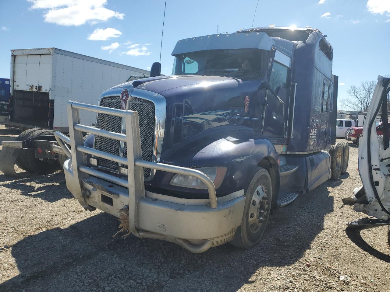 Lot #3024191838 2013 KENWORTH CONSTRUCTI