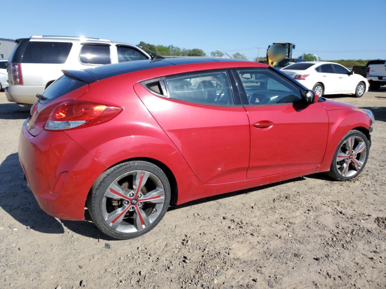 2016 Hyundai Veloster vin: KMHTC6AD1GU273813