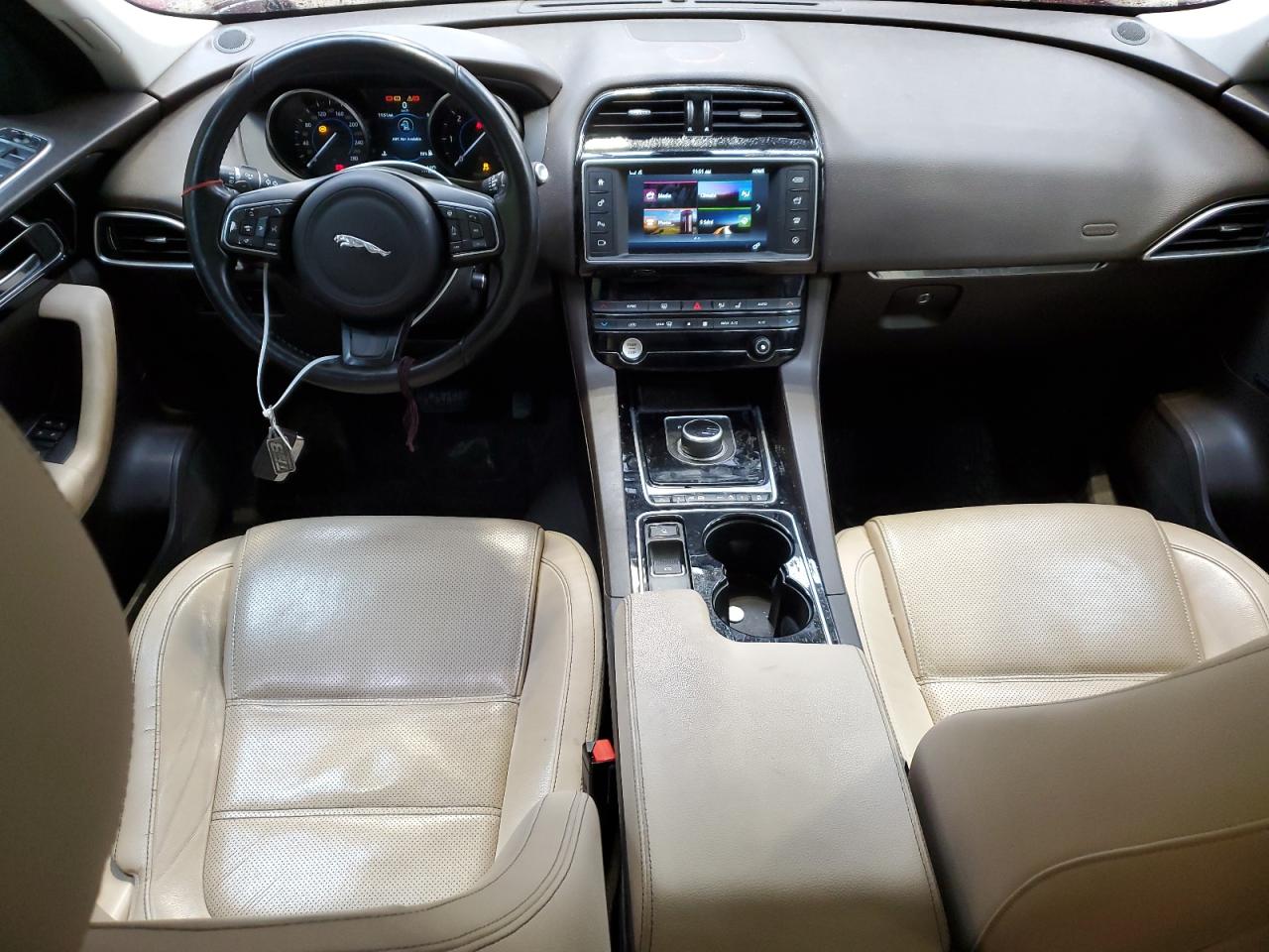 SADCK2BN3HA092792 2017 Jaguar F-Pace Prestige