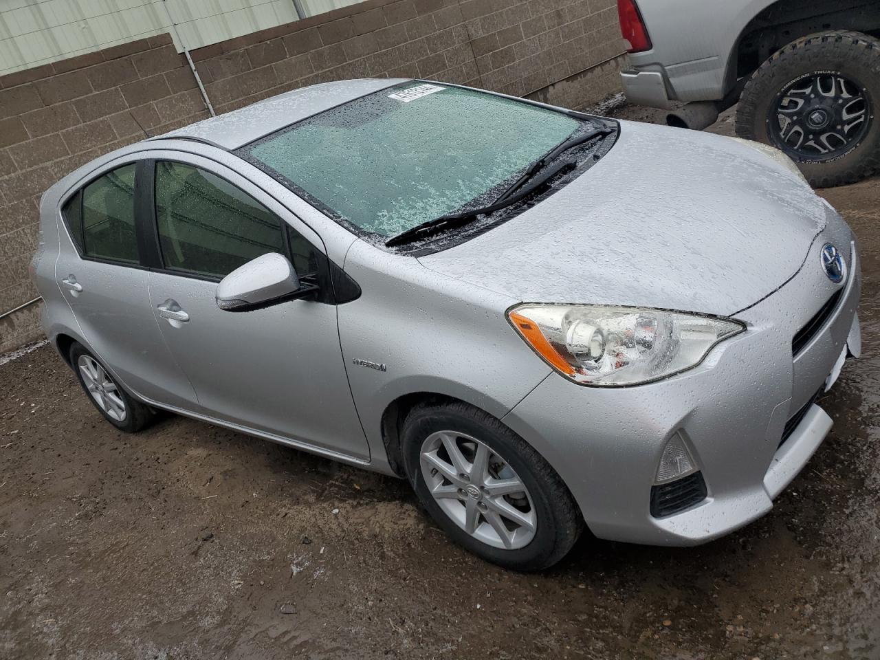 JTDKDTB39E1559831 2014 Toyota Prius C