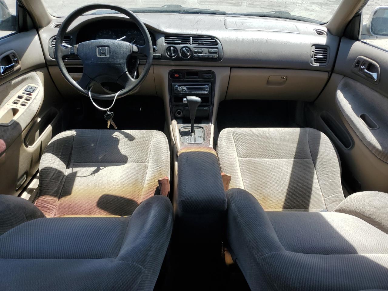 1HGCD5606VA143432 1997 Honda Accord Se