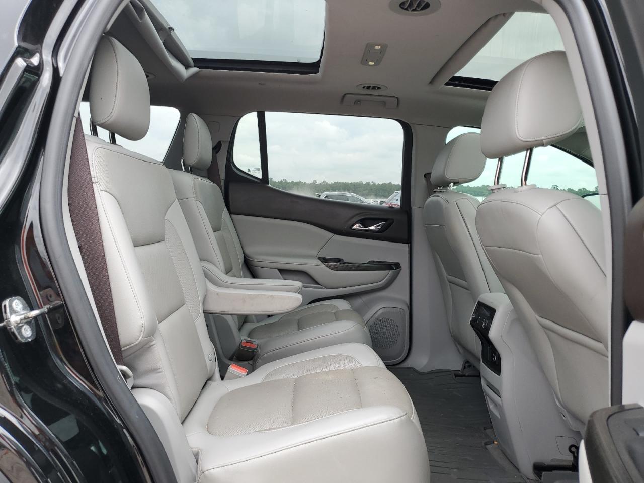 1GKKNNLS8HZ194423 2017 GMC Acadia Slt-2