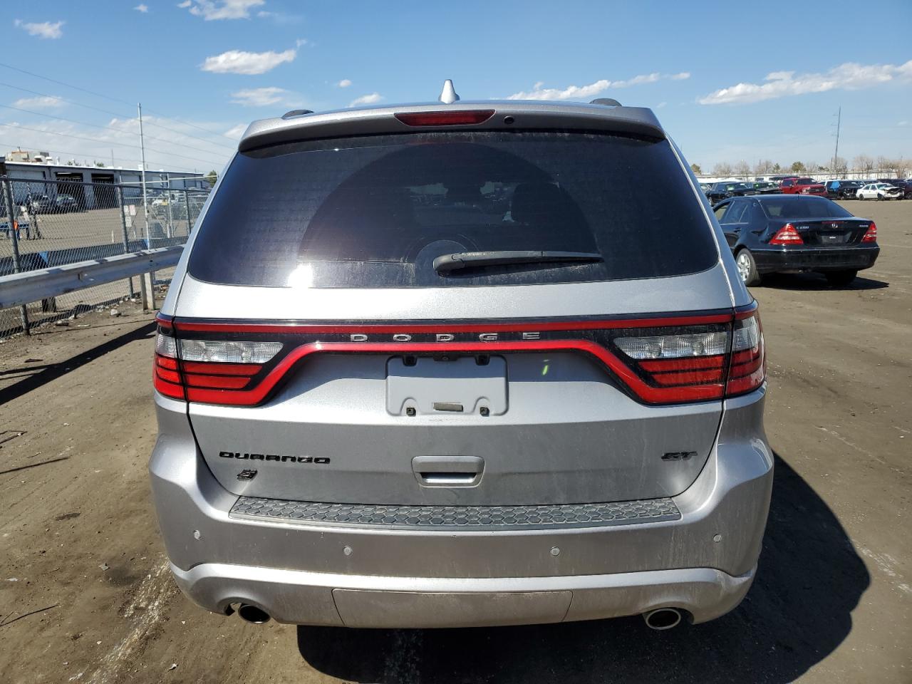 1C4RDJDG4JC324013 2018 Dodge Durango Gt