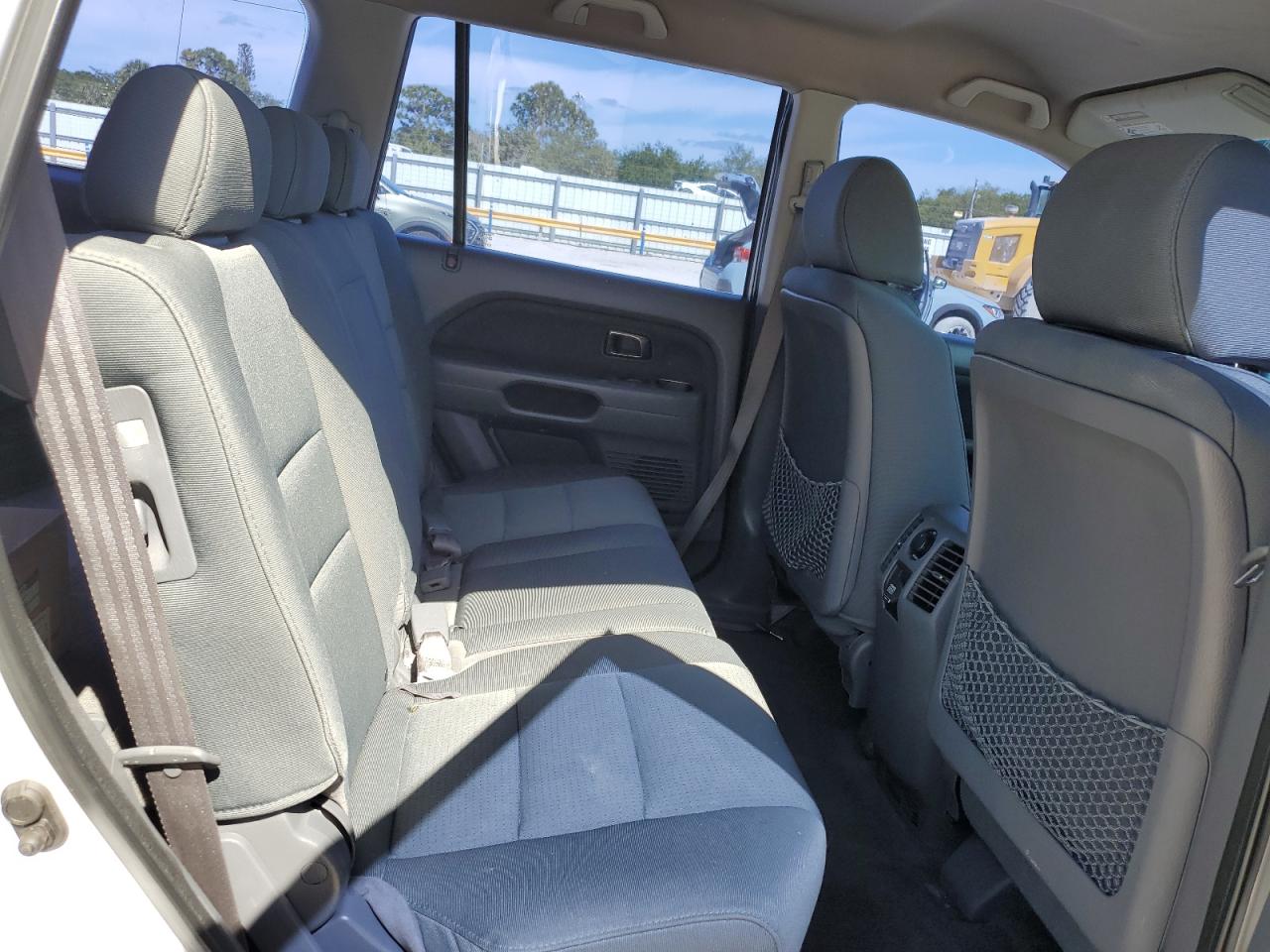 5FNYF28177B046155 2007 Honda Pilot Lx