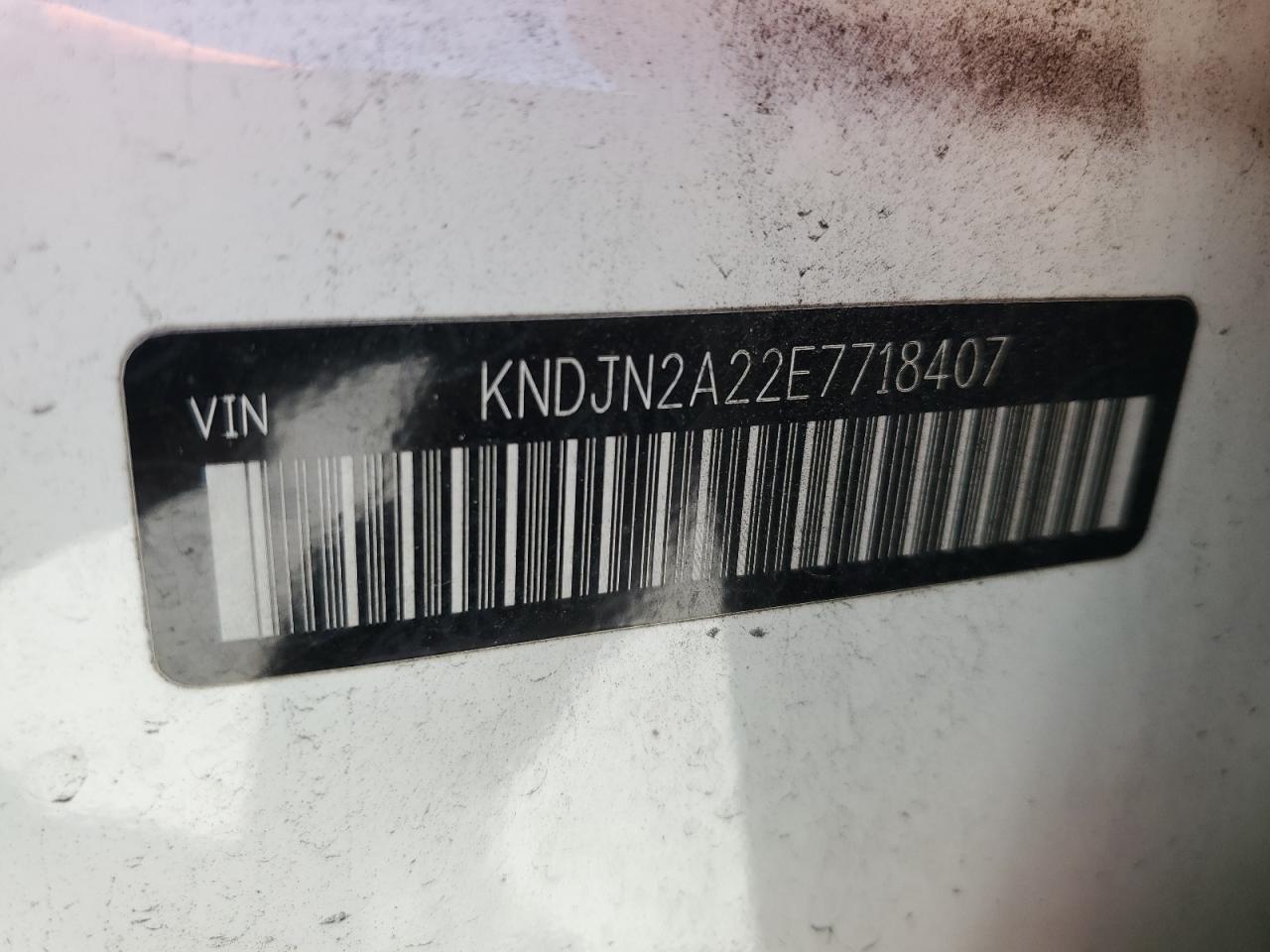 KNDJN2A22E7718407 2014 Kia Soul