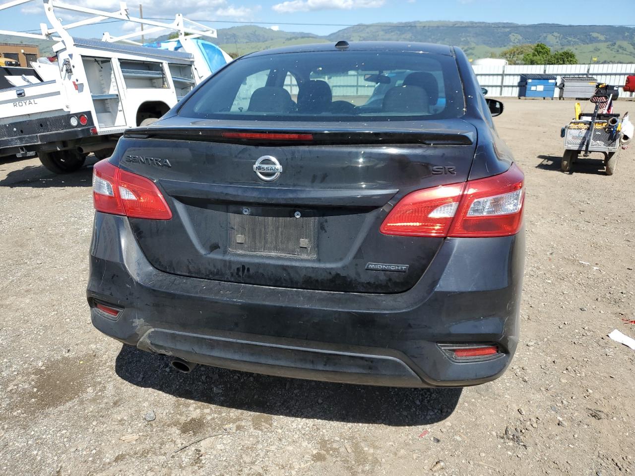 3N1AB7AP2JY236050 2018 Nissan Sentra S