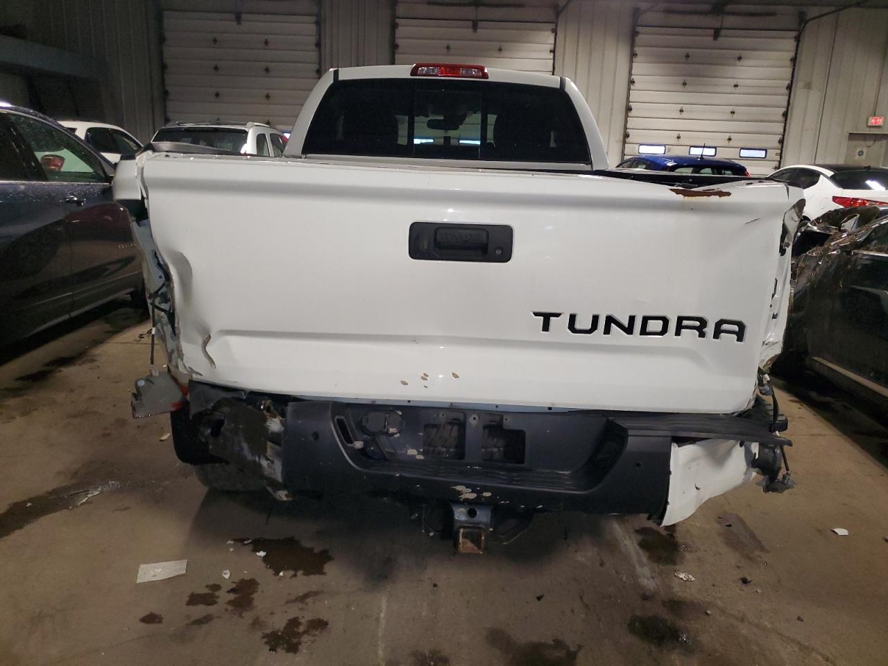 5TFBW5F13JX699928 2018 Toyota Tundra Double Cab Limited