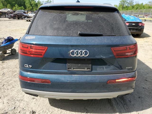 WA1LHAF70JD027378 2018 Audi Q7 Premium Plus