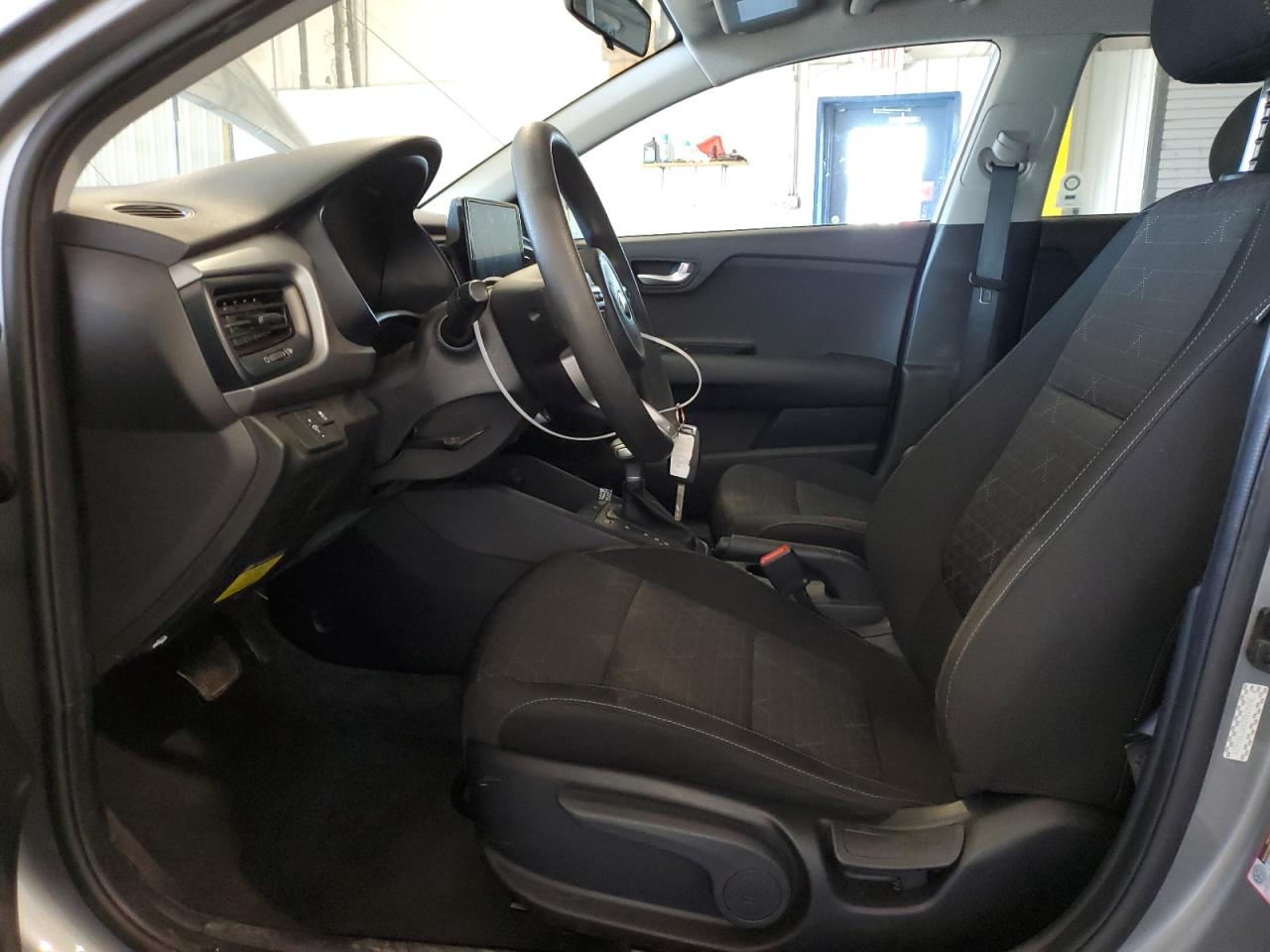 3KPA24AD5ME391621 2021 Kia Rio Lx