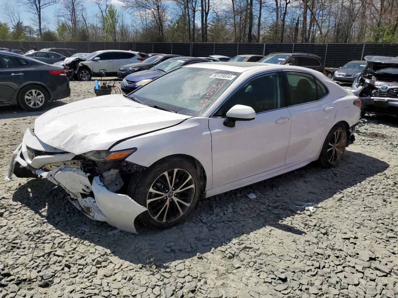 4T1B11HK3KU833123 2019 Toyota Camry L