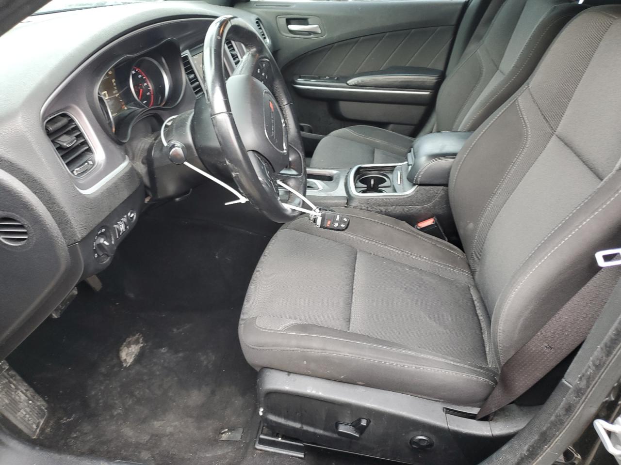 2C3CDXBG8KH699305 2019 Dodge Charger Sxt