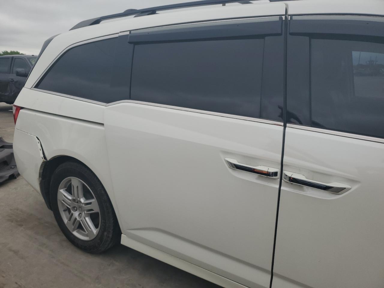 5FNRL5H96DB036538 2013 Honda Odyssey Touring