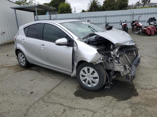 2013 Toyota Prius C VIN: JTDKDTB35D1552423 Lot: 51040224