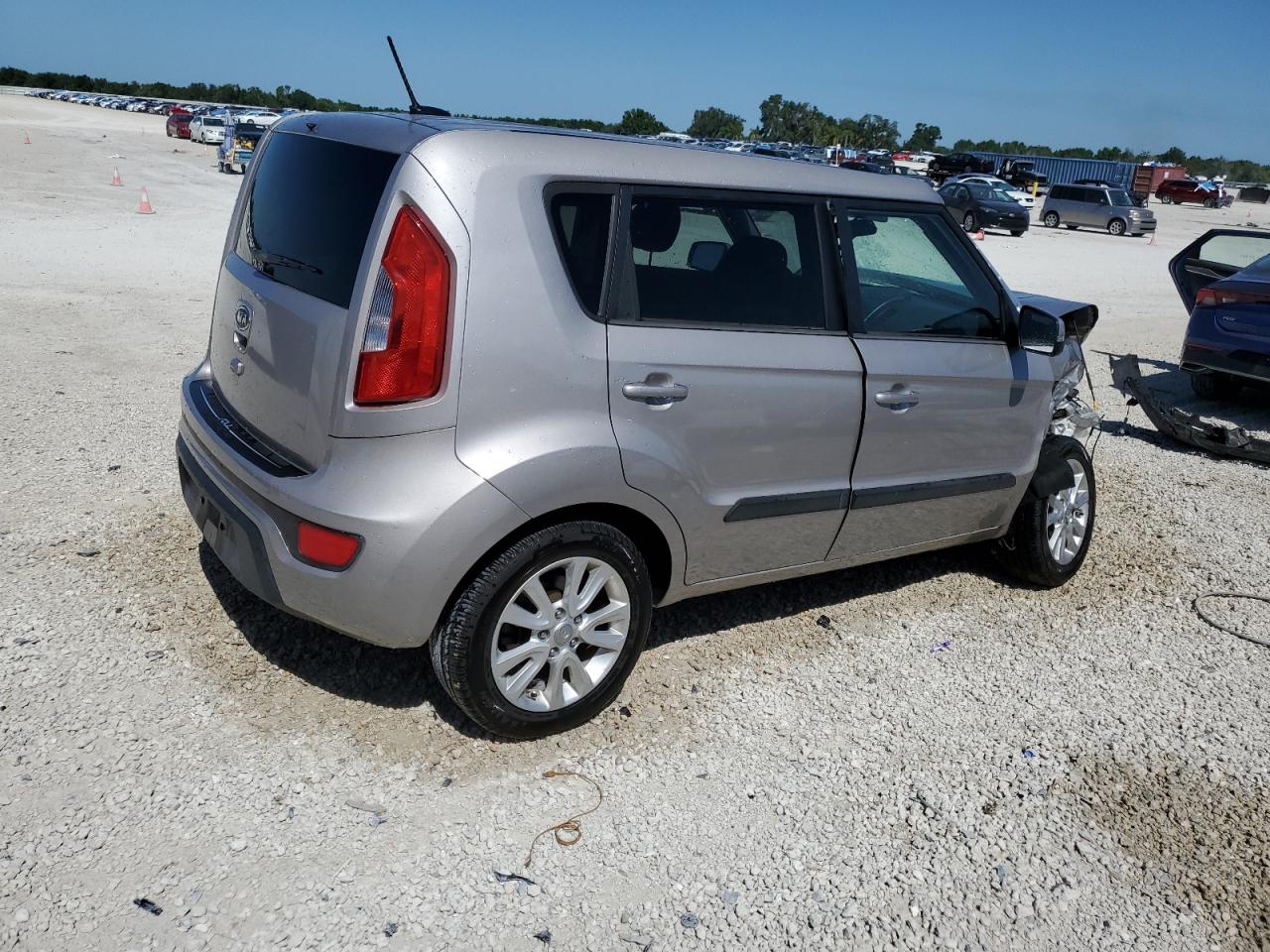 KNDJT2A62C7432191 2012 Kia Soul +