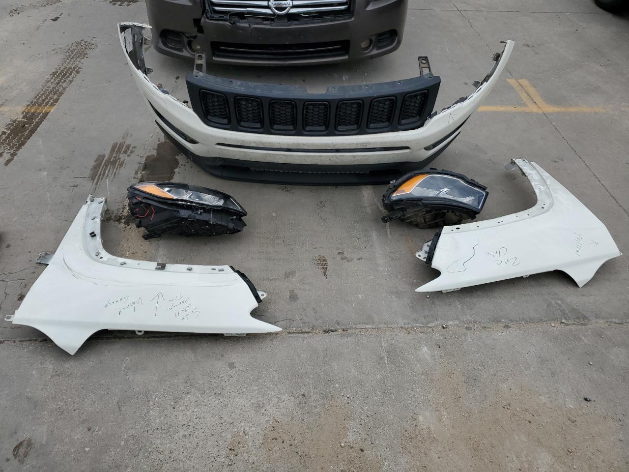 3C4NJCBB8MT501956 2021 Jeep Compass Latitude