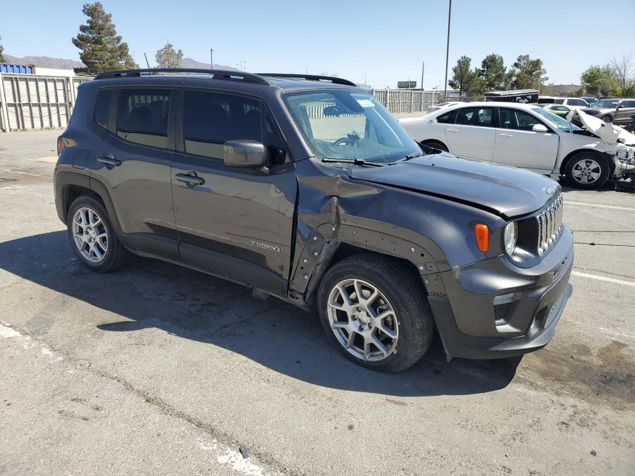 2020 Jeep Renegade Latitude vin: ZACNJABBXLPL16816