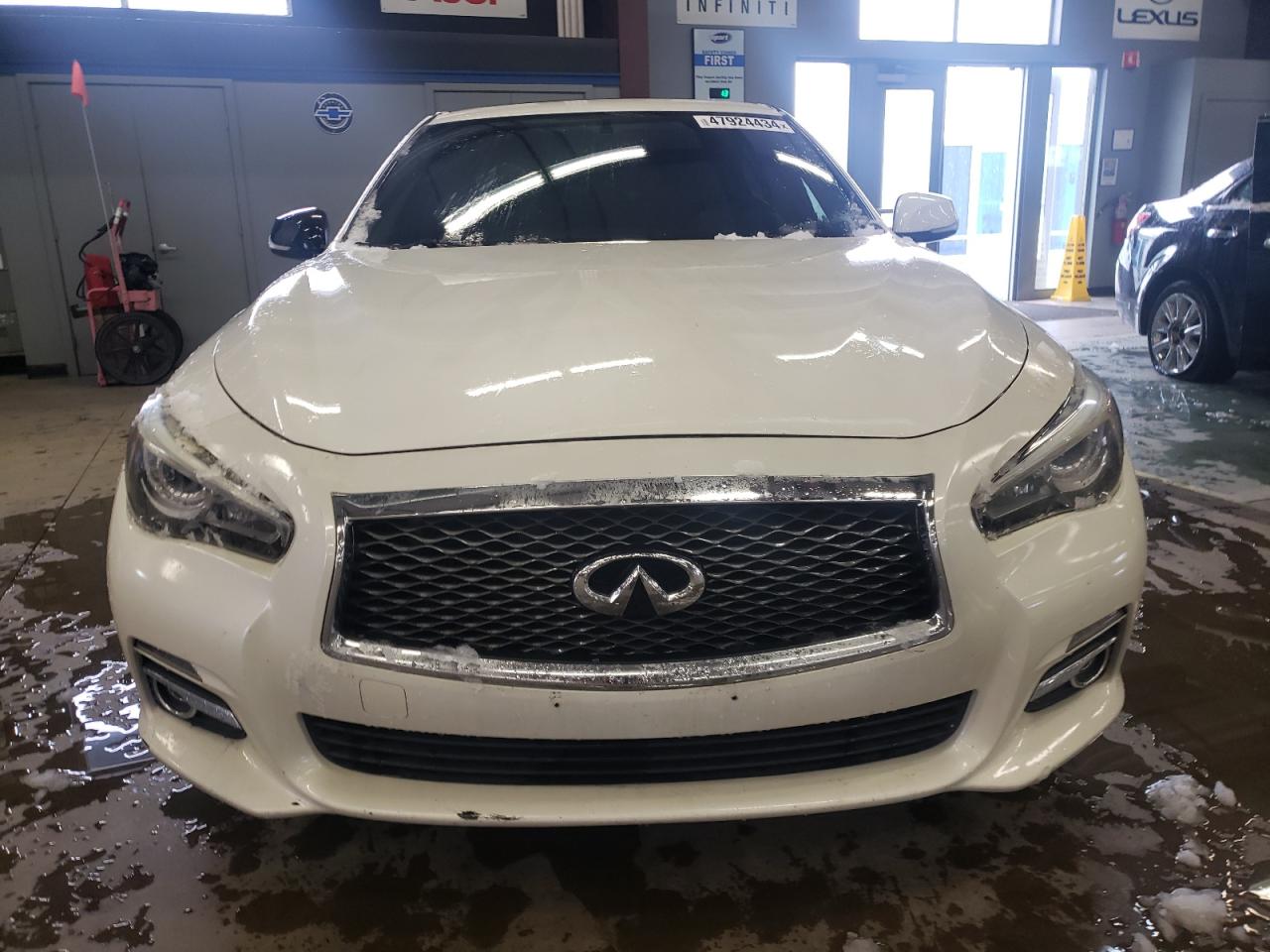 2016 Infiniti Q50 Premium vin: JN1EV7AR4GM341324