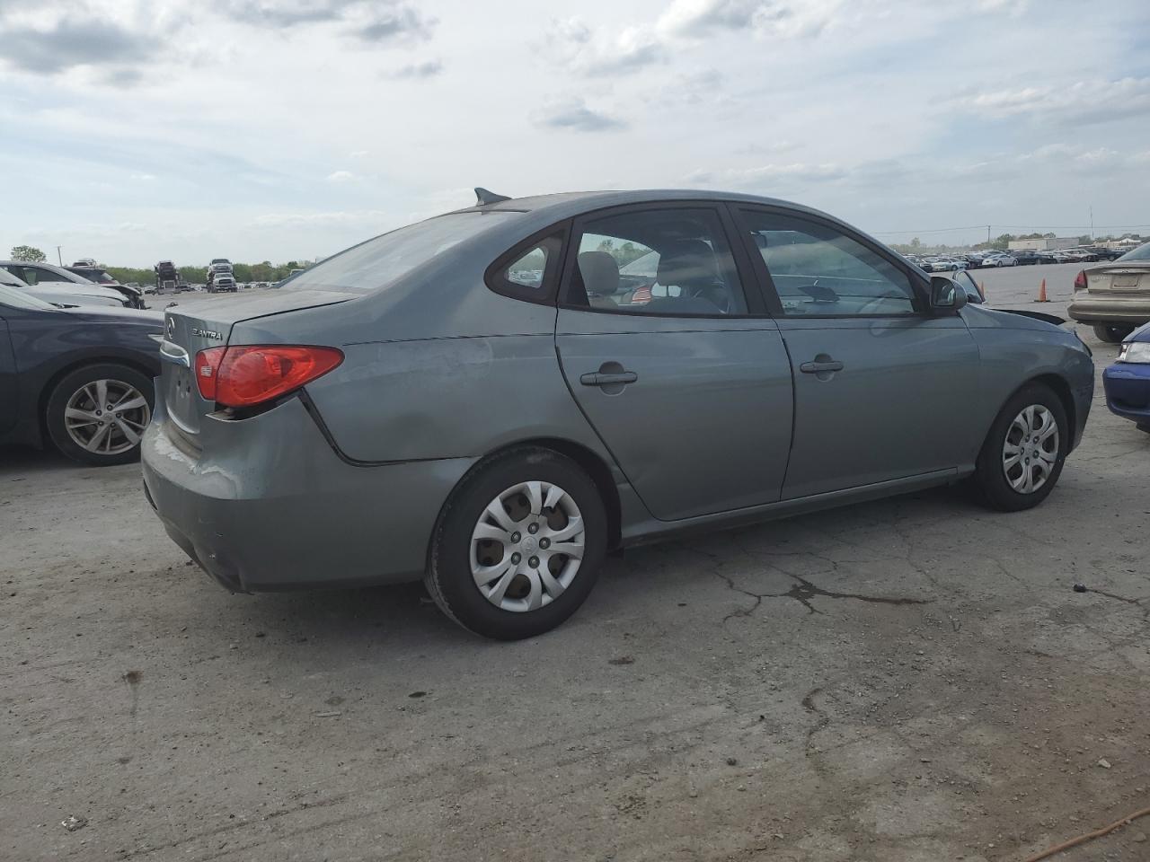 KMHDU4AD2AU899318 2010 Hyundai Elantra Blue