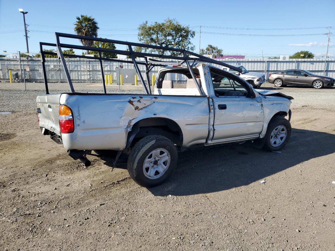 5TENL42N42Z112669 2002 Toyota Tacoma