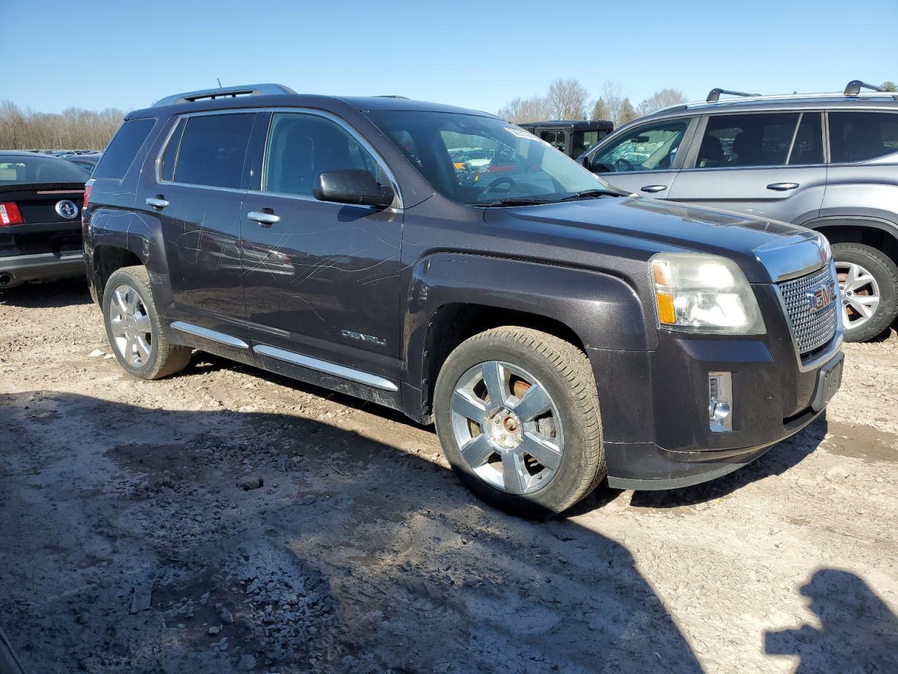 2GKFLZE38E6262795 2014 GMC Terrain Denali