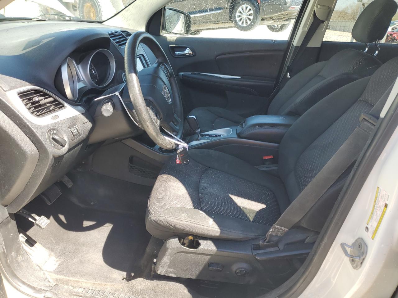 3D4PG1FG8BT520492 2011 Dodge Journey Mainstreet