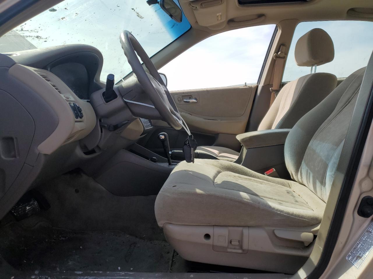 1HGCG6672YA002260 2000 Honda Accord Ex