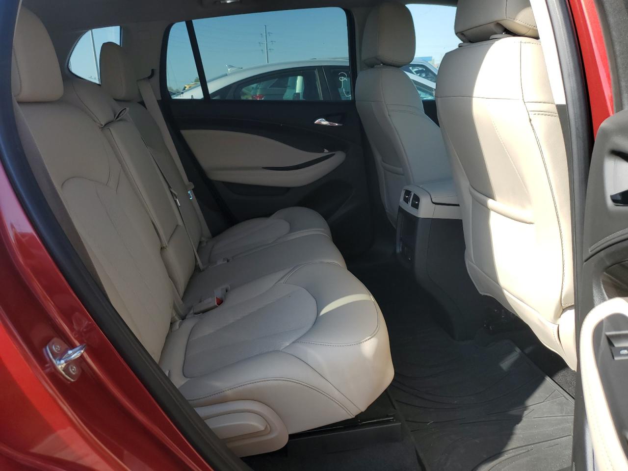 LRBFXBSA8KD010017 2019 Buick Envision Preferred