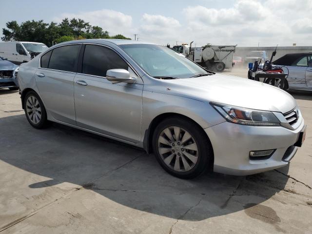 2013 Honda Accord Exl VIN: 1HGCR2F83DA068810 Lot: 52968124