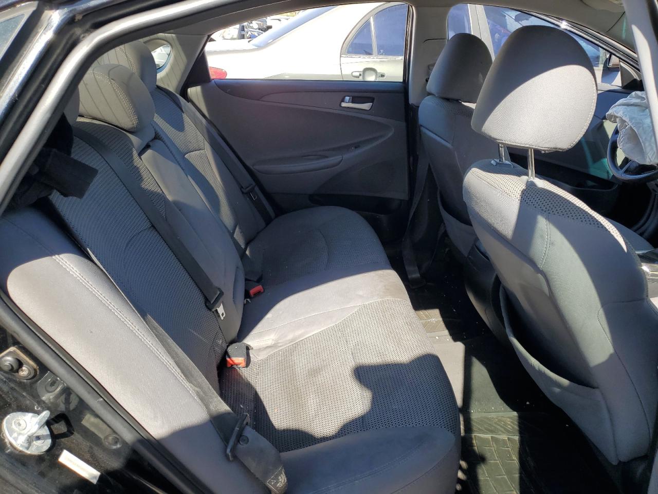 5NPEB4AC8BH060372 2011 Hyundai Sonata Gls