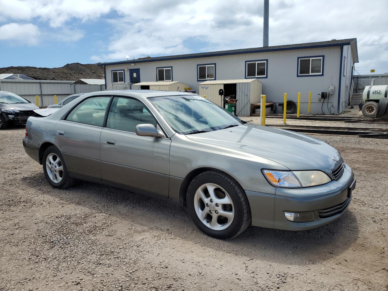 Lot #3020894722 2001 LEXUS ES 300