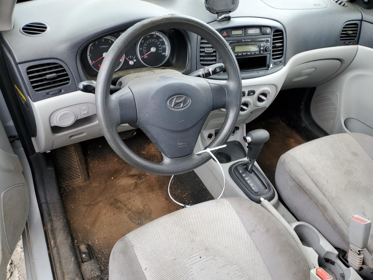 KMHCN46C49U373938 2009 Hyundai Accent Gls