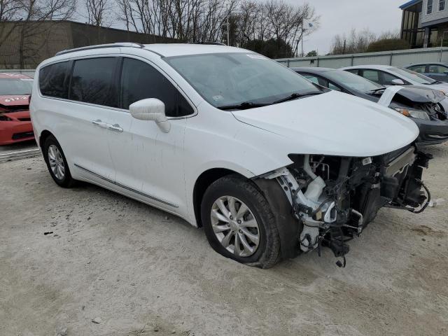 2C4RC1BG9LR101384 Chrysler Pacifica T 4