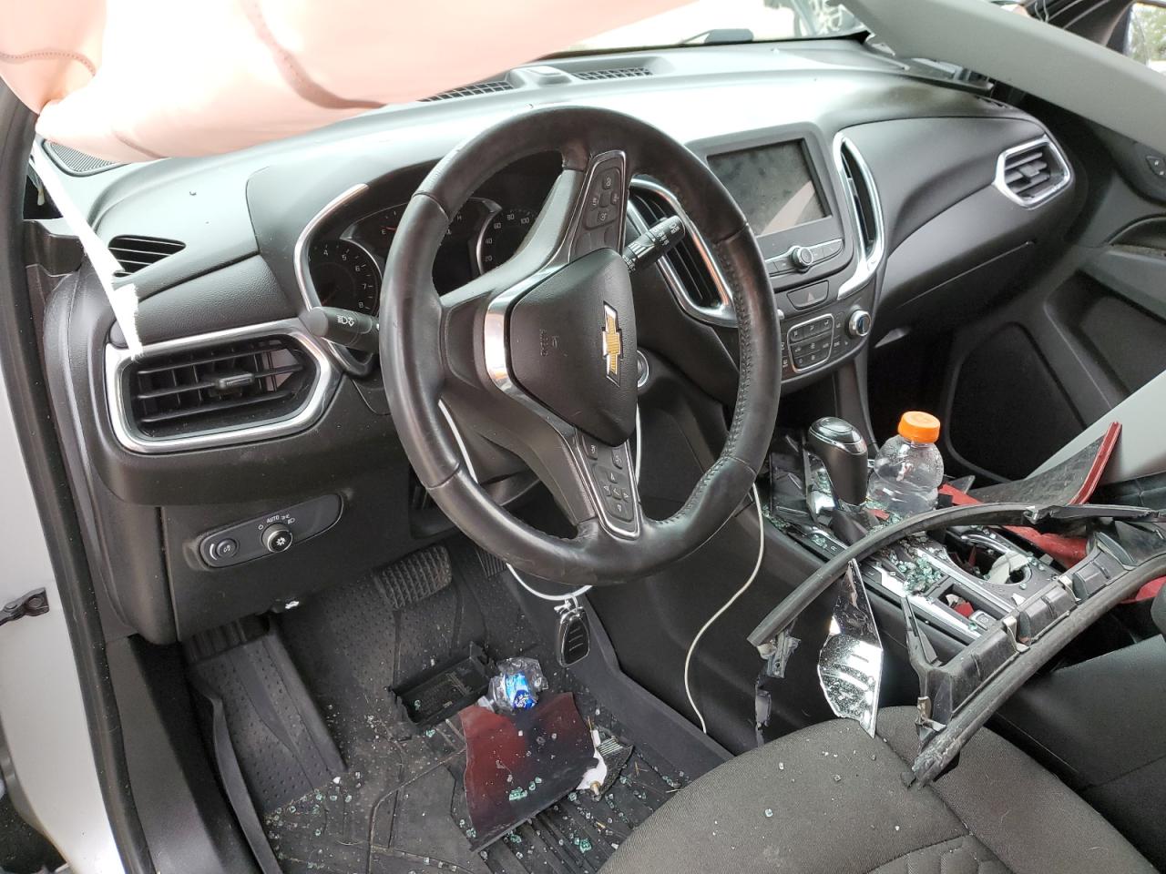 2GNAXKEV1K6110993 2019 Chevrolet Equinox Lt