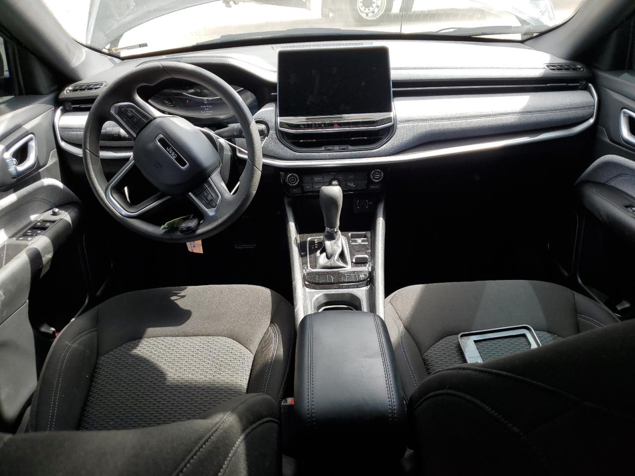 3C4NJDAN8PT519878 2023 Jeep Compass Sport