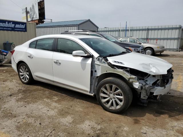 VIN 1G4GB5G3XGF233876 2016 Buick Lacrosse no.4