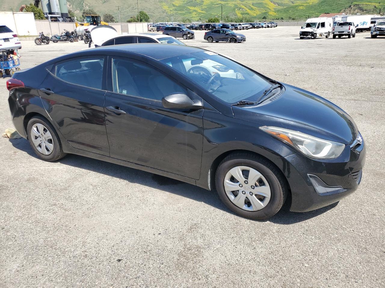 KMHDH4AE8GU529951 2016 Hyundai Elantra Se