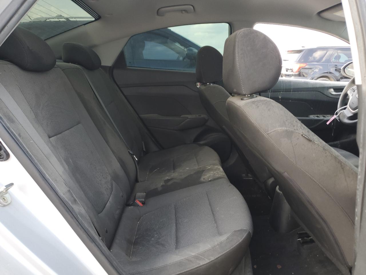 3KPC24A30JE013556 2018 Hyundai Accent Se