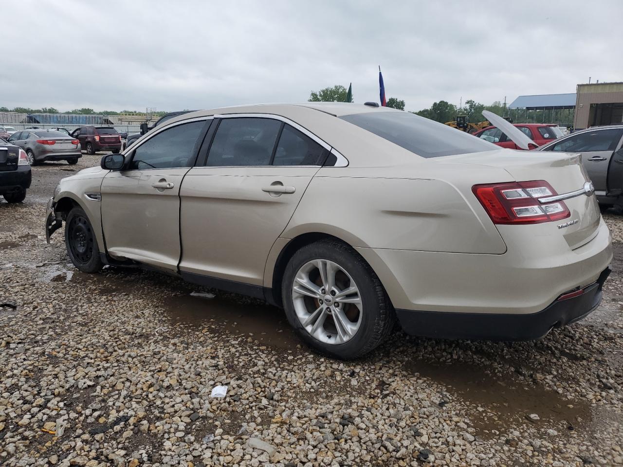 2017 Ford Taurus Se vin: 1FAHP2D88HG118767