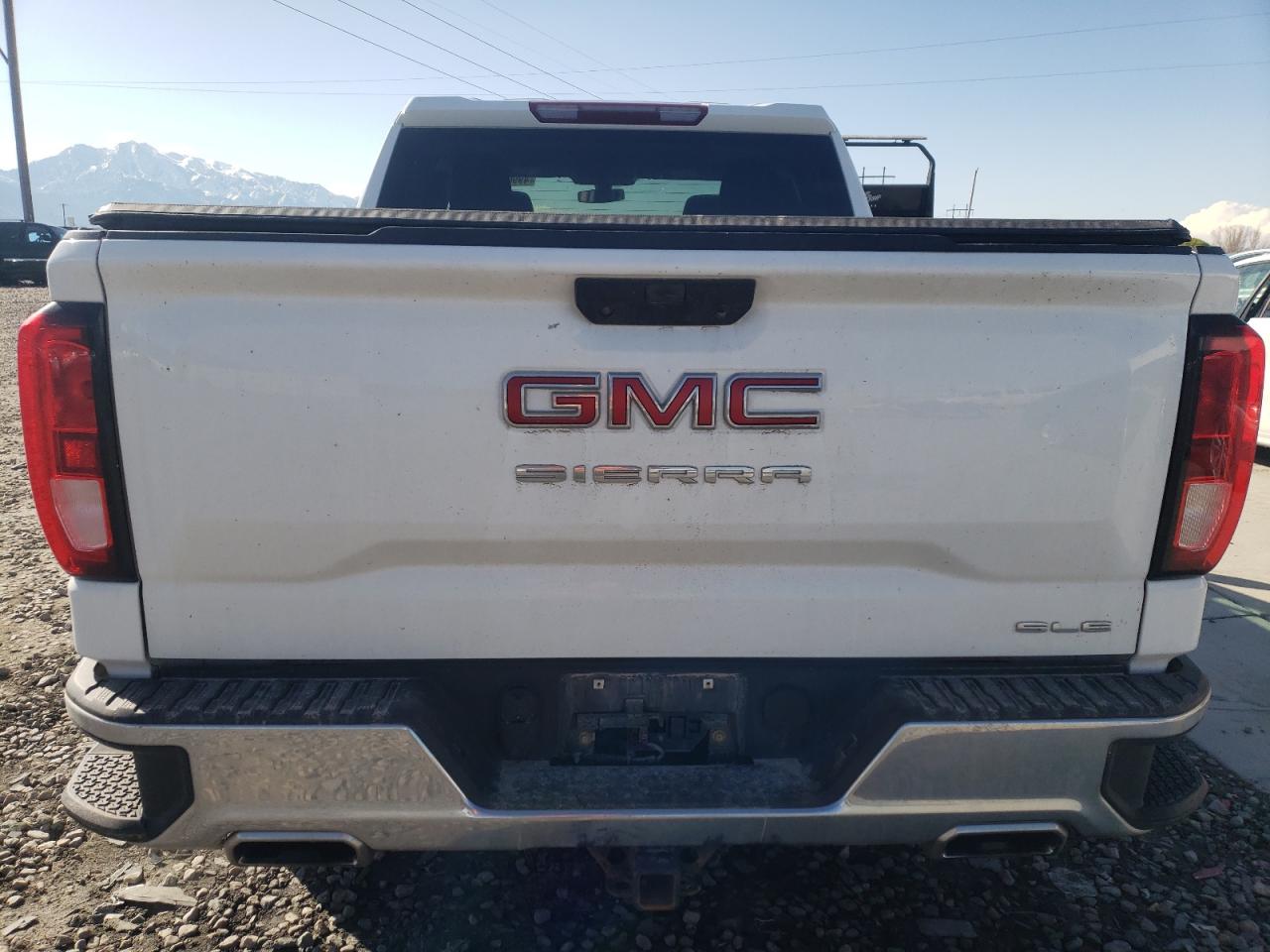 2019 GMC Sierra K1500 Sle vin: 1GTU9BED1KZ310428