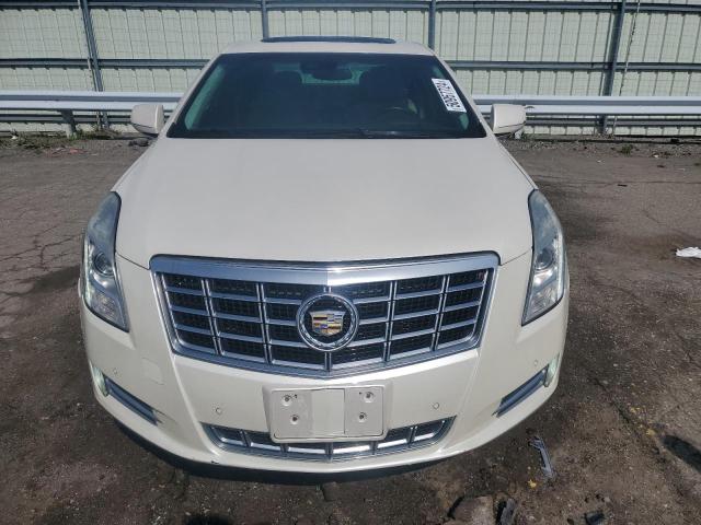 Седаны CADILLAC XTS 2014 Белый