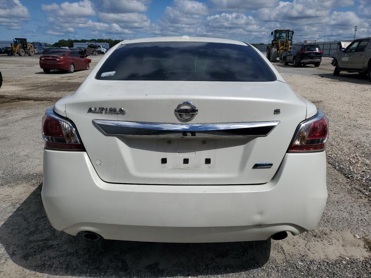 1N4AL3AP1EN390308 2014 Nissan Altima 2.5