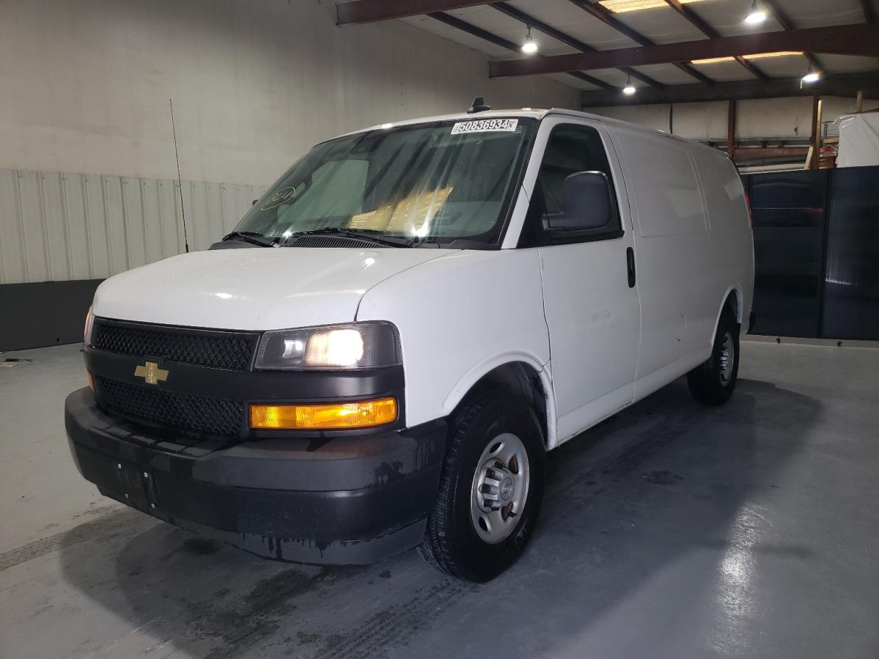 2019 Chevrolet Express G2500 vin: 1GCWGAFP8K1368293