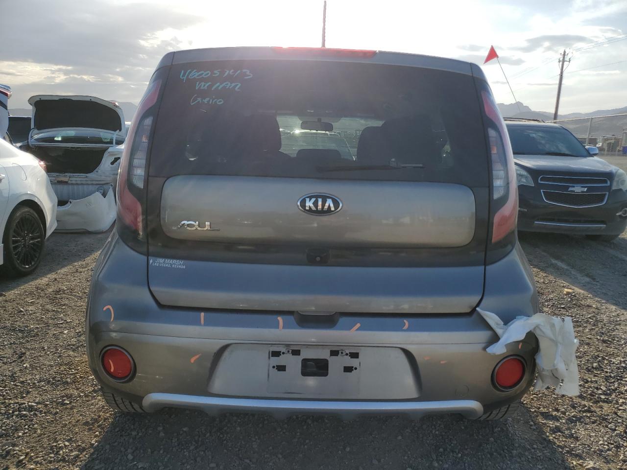 KNDJP3A57H7427142 2017 Kia Soul +